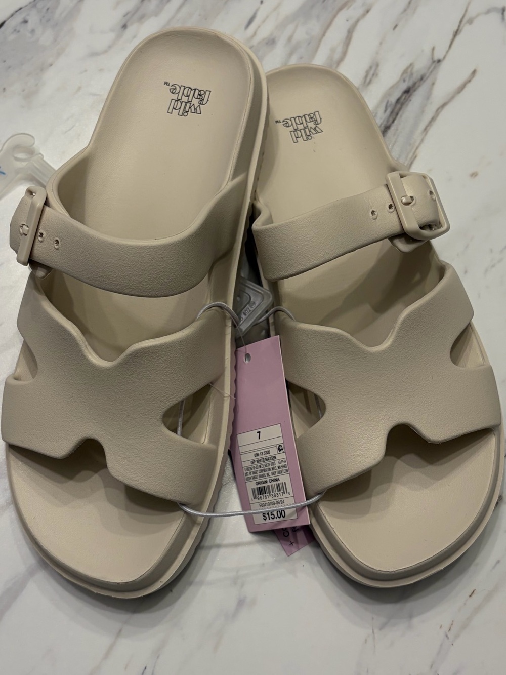 NWT Wild Fable Off White Maysen Slip-On Sandals Women's US Size 7